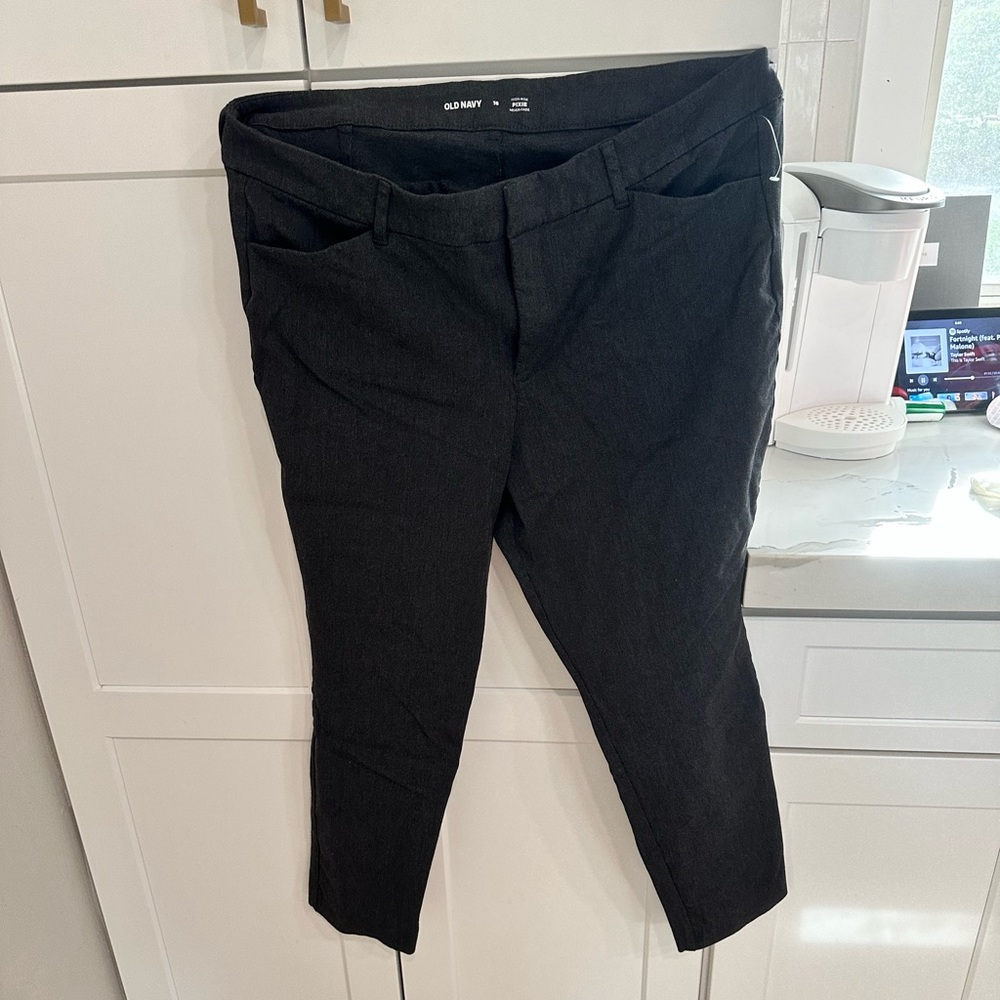 Old Navy High Rise Pixie Dress Pants